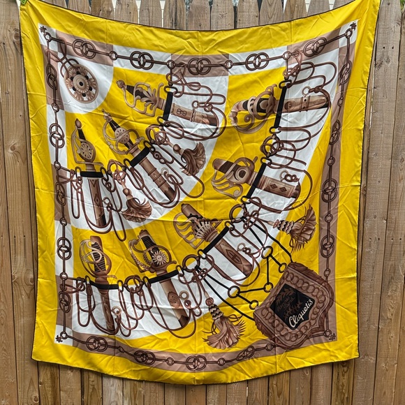 Hermes cliquetis silk Equestrian Print Scarf - Picture 1 of 9
